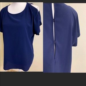 Gibson cold shoulder, button-back  blouse 💙